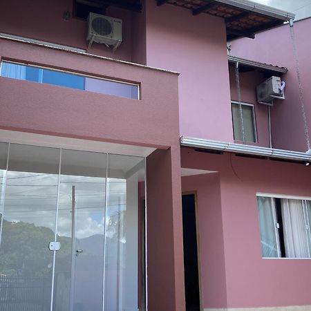 Pousada Rara House Jaragua do Sul Luaran gambar
